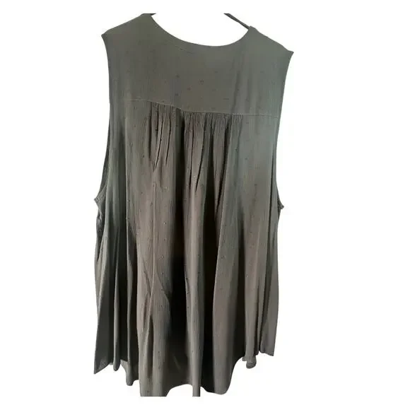 Torrid Harper Washable Gauze Pullover Sleeveless Top – Gray – Size 4X Plus - Picture 2 of 7